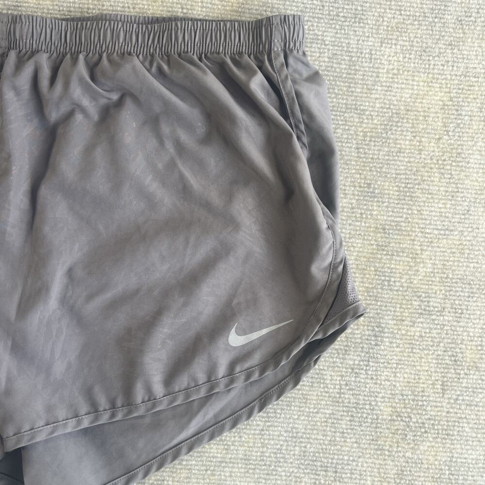 Nike Dri Fit Women's Running Shorts Lined Gray Size X Large Adult